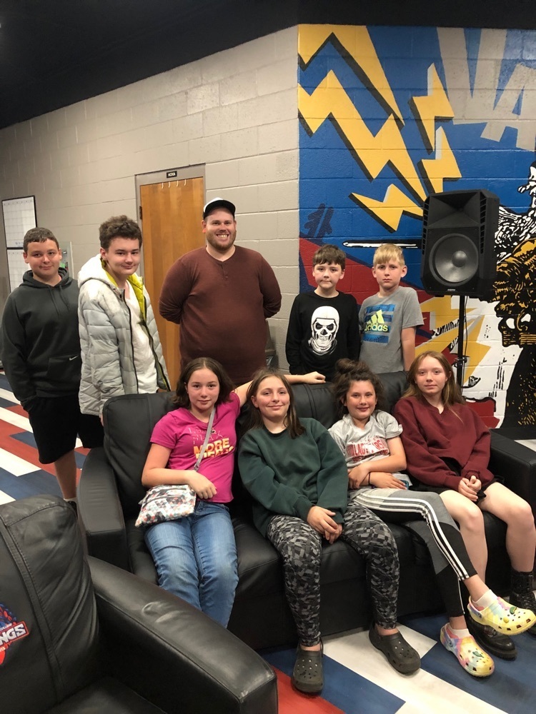 Howe Public Schools tweet media