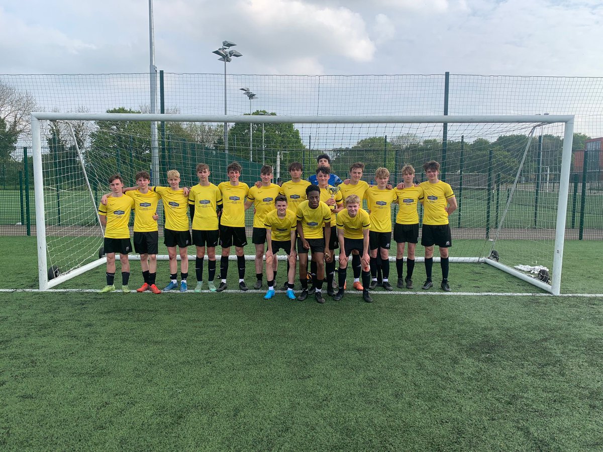 BohuntWokingham's tweet photo. #PEDept: The U16 Football Team have been crowned RSFA Champions. The boys played their last ever fixture and leave Bohunt Football as Champions. 

Bohunt 3 v 0 BHF
Scorers: Emery (2), Lloyd https://t.co/UIq9qSW3Ds