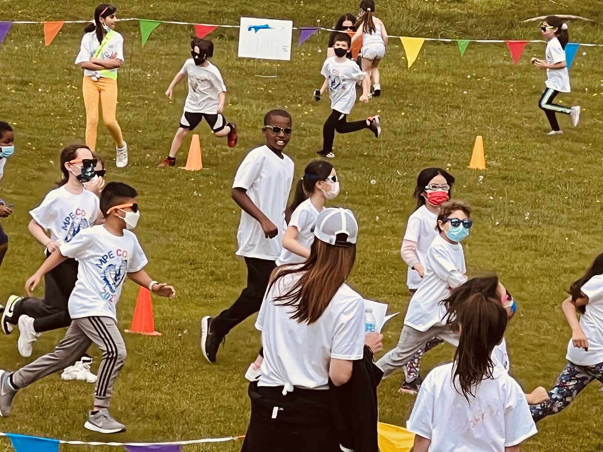 Lisa Steiger tweet media