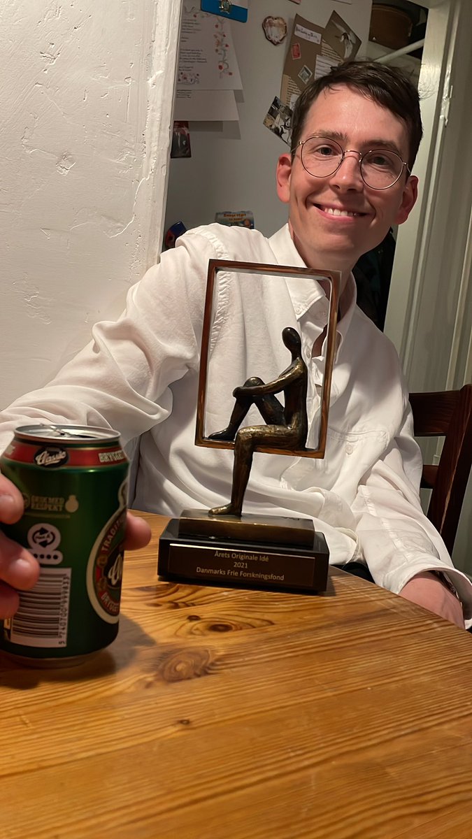 Min ven <a href="/cbasseeriksen/">UFO Game</a> er i dag blevet hyldet som både ung og original. Jeg er meget enig i begge dele! 
via.ritzau.dk/pressemeddelel…