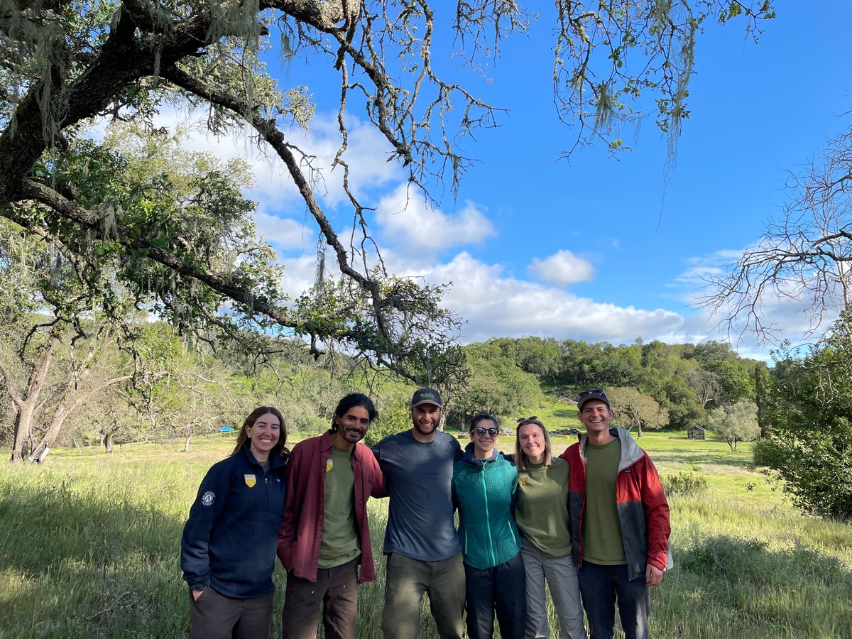 grizzlycorps's tweet photo. A group of Grizzlies recently attended a Basic Wildland Firefighter training with #FireForward at Abudon Canyon Ranch, which aims to a mobile unit of prescribed fire and understory thinning tools to be used as a shared resource across the state. 💥⛑ https://t.co/SzKV9UAmtL