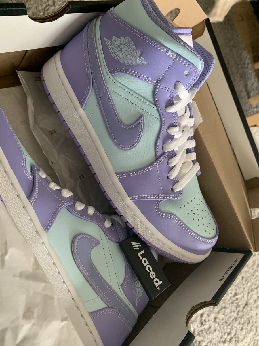 MY NEW SHOES >>>>>