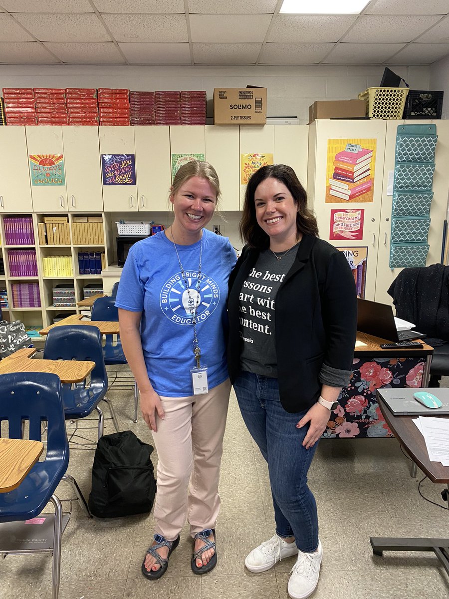 Calloway-Smith was recognized today by <a href="/Newsela/">Newsela</a> for their commitment to literacy and leading the way in learning! They celebrated their success with Chick-fil-a. Mrs. Payton and her school have done a phenomenal job this year! @CWolfe_Newsela #WeSlayELA