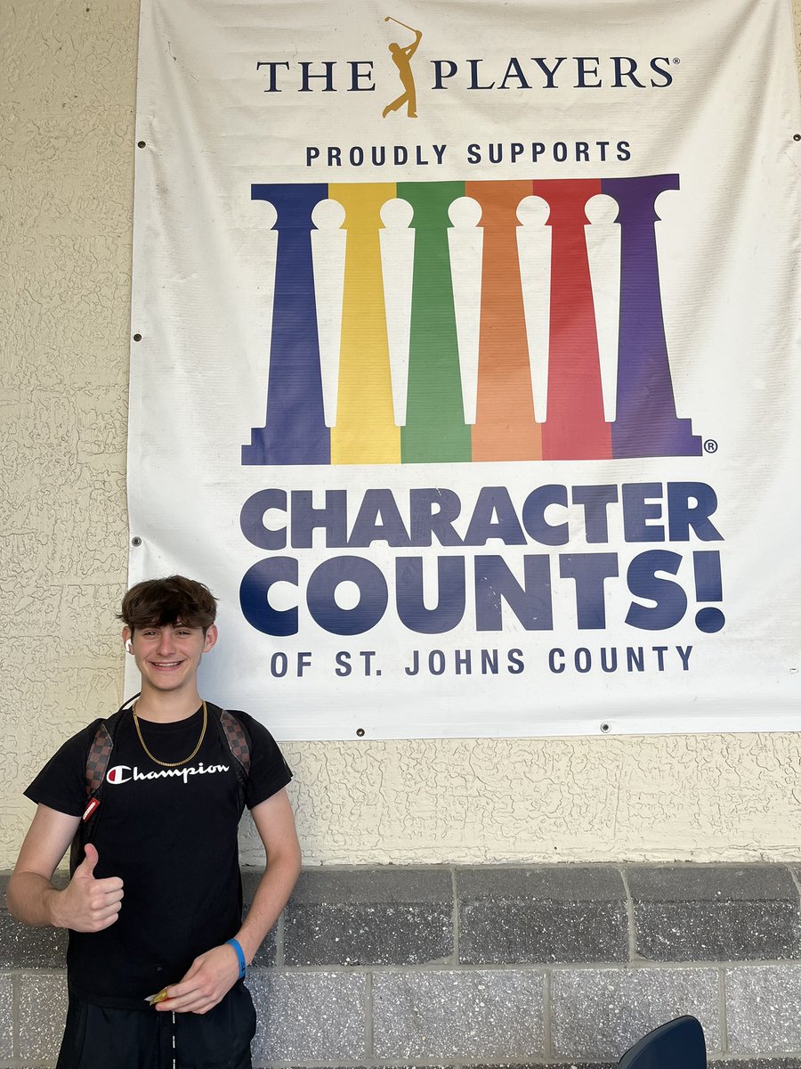 Student Spotlight: Ethan Whitman ⭐️ Ethan helps us transition our 9th grade cafeteria space from a classroom to a lunchroom everyday! He is always willing to pitch in to help move tables, showing the pillars of caring and responsibility! #bths #charactercounts #studentspotlight