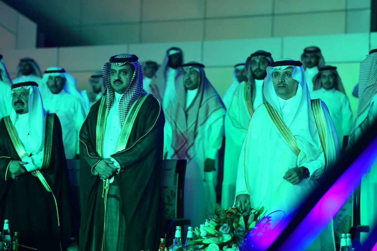 onaizah_muni's tweet photo. رئيس البلدية المهندس فارس بن محمد القحطاني:

نتشرف بتنظيم مثل هذه الفعاليات التي تخدم المحافظة ونسعد بزرع الفرحة والبهجة على الصغار والكبار من خلال الفعاليات المتعددة التي تنظمها البلدية خلال #عيد_الفطر_المبارك ،وفعالياتنا مستمرة لليوم الثالث بمشيئة الله في مركز الملك فهد الحضاري https://t.co/sQE0mso1D6