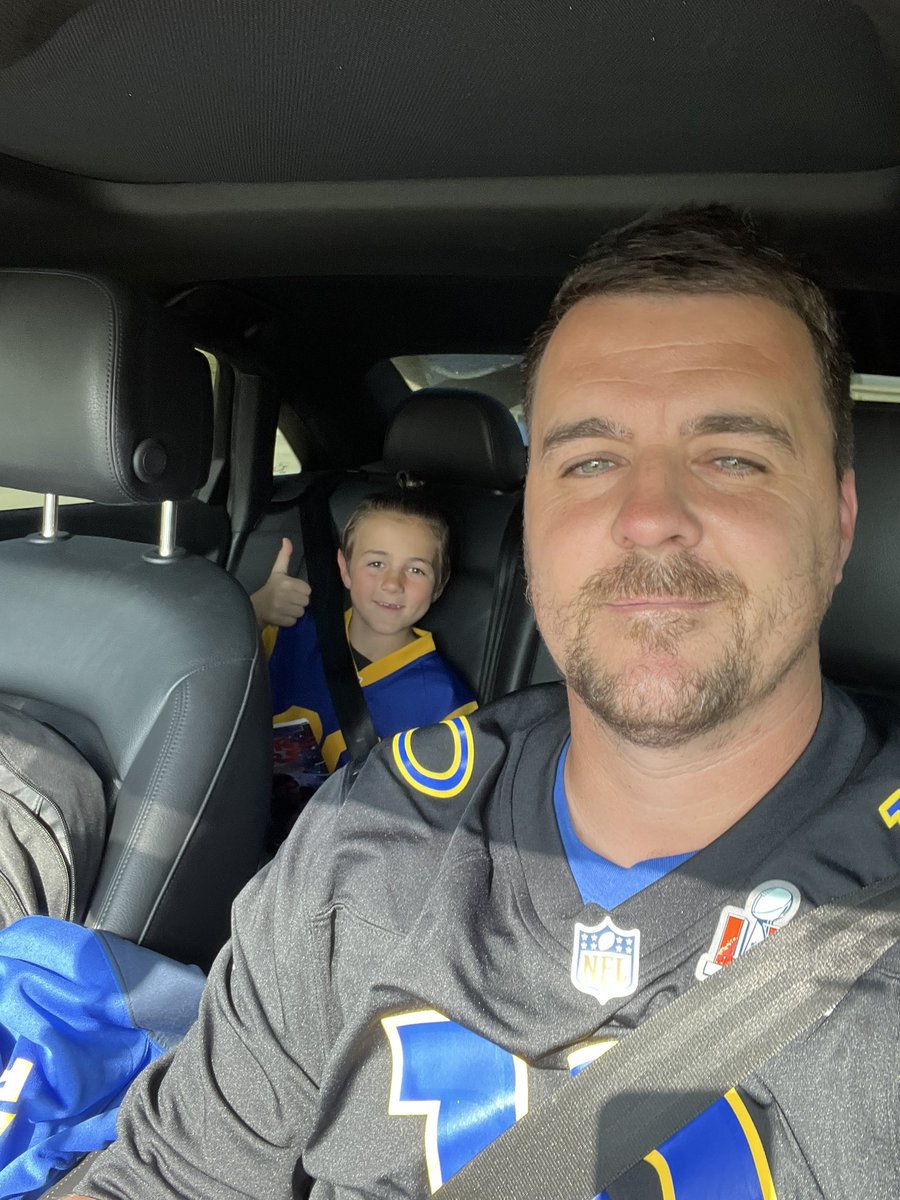 EnglishRamCA's tweet photo. The boys are in their way to practice! #WhoseHouse  🐏🏠 https://t.co/IoM2Qippky