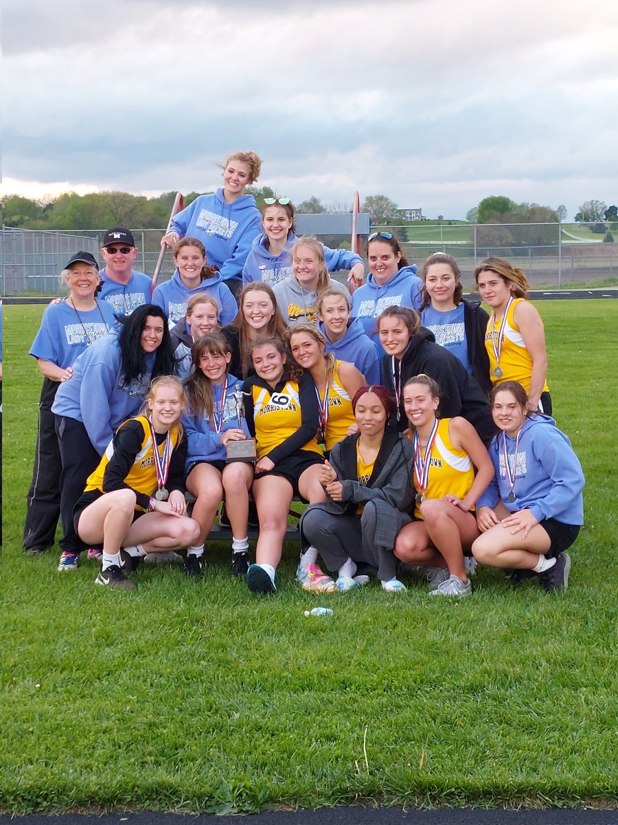 MorristownAD's tweet photo. Yellow Jacket Results: 

FANTASTIC NIGHT FROM SOUTHWESTERN!!!

County Track Results
Girls- Champions with 70 points 
Boys- 2nd with 55 points. 

What a Night!!!

#TogetherWeSWARM 

@MorristownHigh https://t.co/GEvo9DEeNh