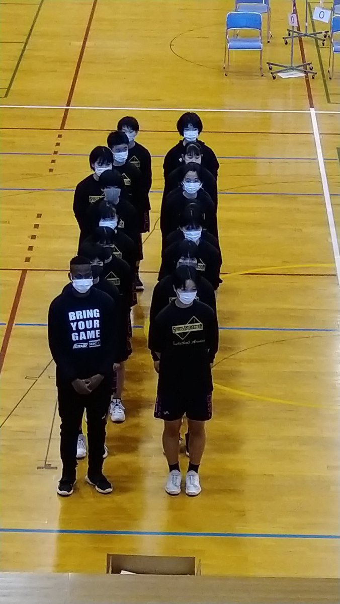 T_ANDOH_Enjoy's tweet photo. おはようございますー🏀
今日は朝から #学バス 見学に来ました。
友人の #翁長明弘 くん率いる #クラブチーム の #SportsIntersection がなんと #桜花カップ に出場!
女子バスケのいまを学びたいと思います😆
初戦はいきなり大阪薫英さん!
激戦区埼玉の代表として、ちばりよー☀
#女子バスケ
#バスケ https://t.co/r07Dq7CIAO
