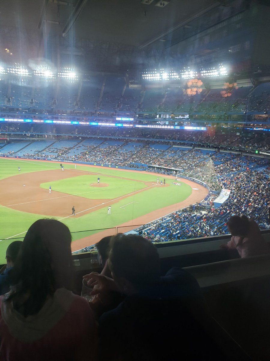 Thank you Jays Care Clubhouse for hosting us at tonight's game. We had great food, great service and great company!! #DSAYR