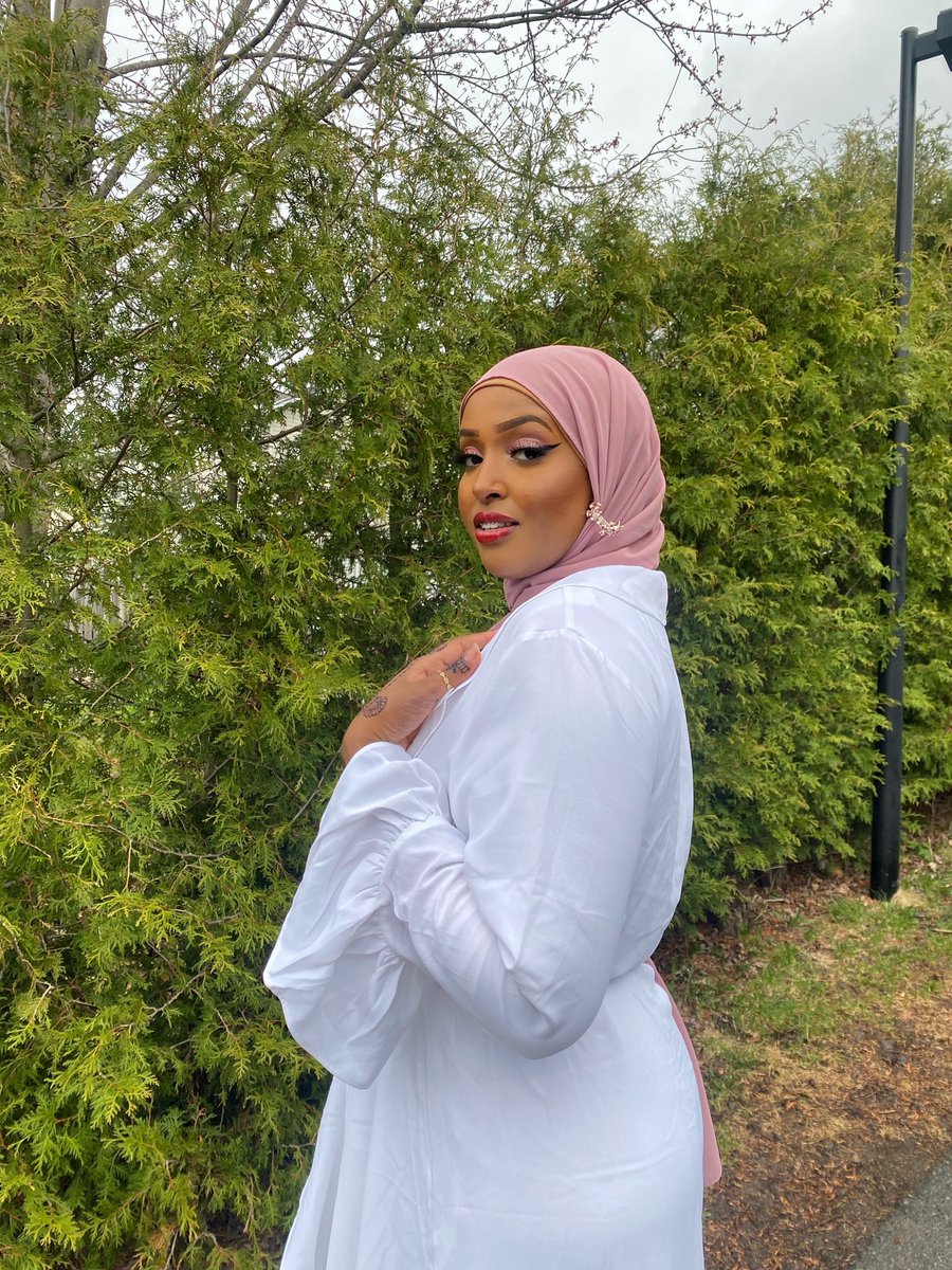 ashaamohh's tweet image. my dream of wearing a white long abayat on eid has come true ✨ #EidMubarak