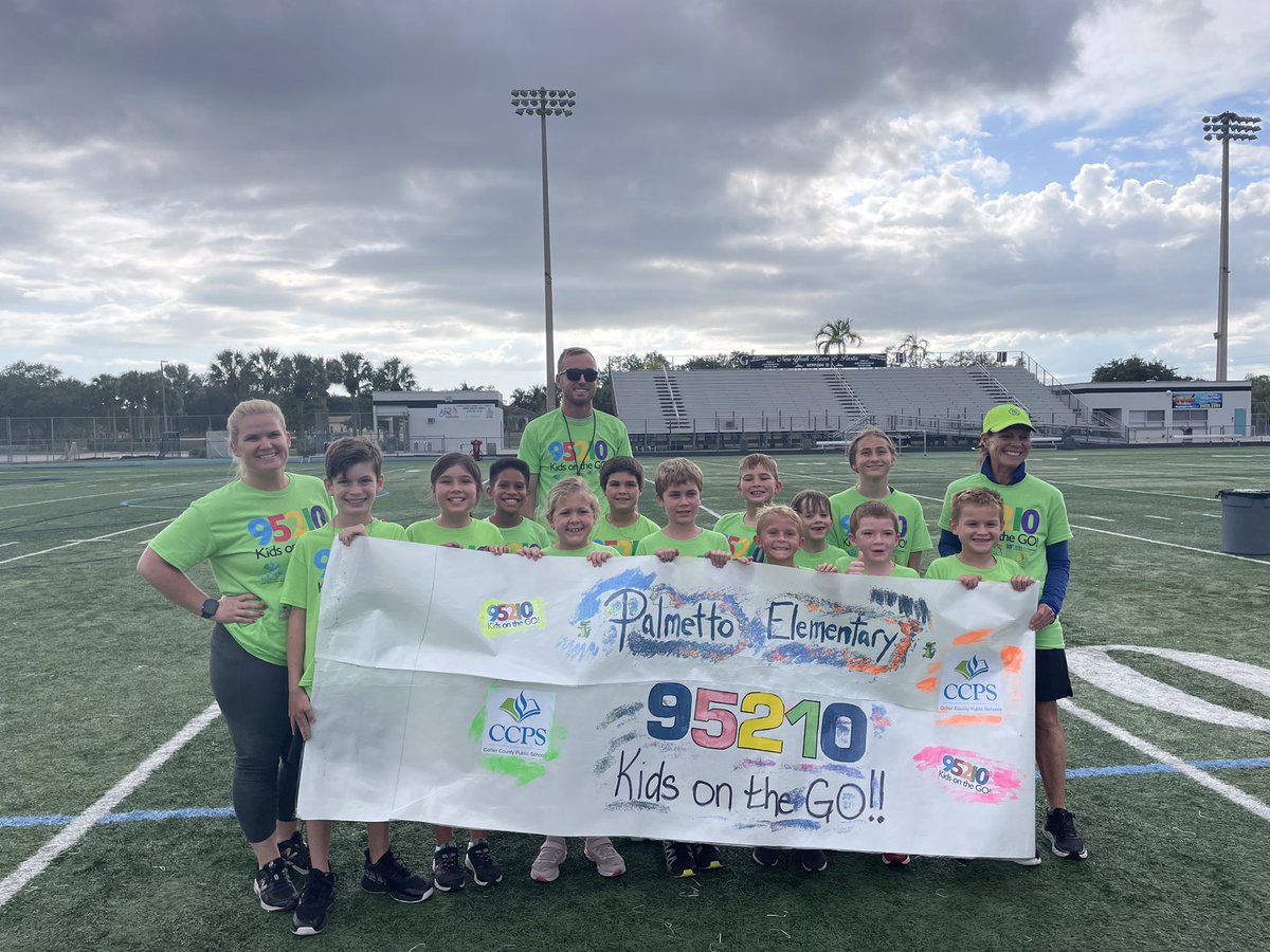 TeacherMoss's tweet photo. Our students were amazing at the Kids On The Go final mile tonight! 🏃‍♀️🏃‍♂️🙌 @PLEgators @gwendol77170274 @mianok16 @Coach_Whatley @HealthyKidsCC @ccpsDRIVE2BFIT https://t.co/tfS9agbZpe