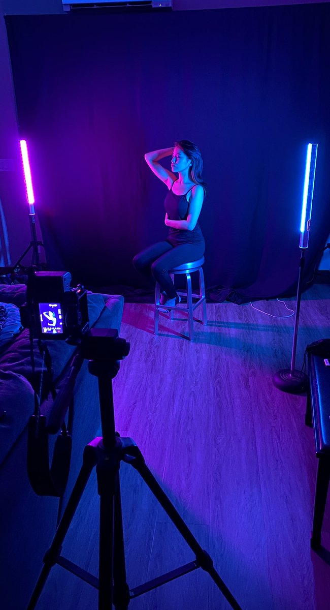 genzomusic's tweet photo. Bts of the cover shoot w/ @kaia_mei (happy bday!) for Cosmic Love๐๐, collab w/ @iamGriffter , @MendezViolin , @cherylyiemusic coming May 15! #newmusic #ComingSoon #ledtubes #fujixt4 https://t.co/fXNR5NLPuj