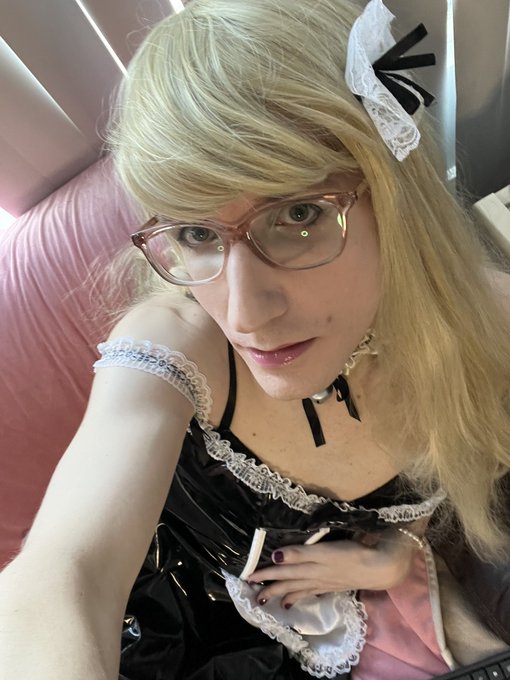 https://t.co/7kvPqZ8HqM<a href="/tag/camgirl"class="tags"><span>#camgirl</span></a><a href="/tag/sissy"class="tags"><span>#sissy</span></a><a href="/tag/crossdressing"class="tags"><span>#crossdressing</span></a>
