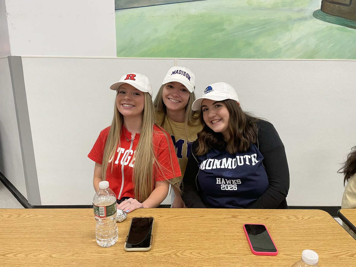 MNHSGuidance's tweet photo. So proud of our Braves! #MNHSwearwearegoing2022 https://t.co/XqlzaIpHgX