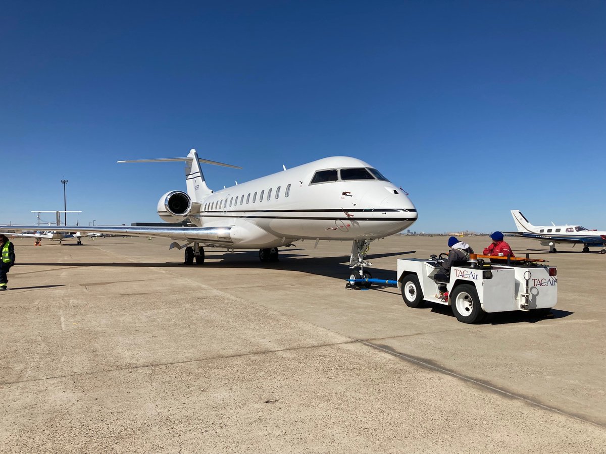#TowingTuesday
Global Express aircraft by Bombardier gets towed safely on the ramp for departure by the #TACair — AMA team. Come visit us 🛬 

#AMA #Aviation #Aircraft #AvGeek #Airplane #Global #TeamTuesday