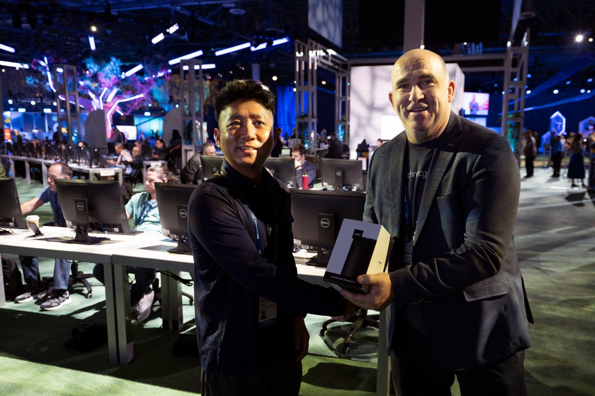 Another #DellTechHOL Prize winner, Lance Yoon, Spent many hours taking various Data Protection Hands-on Labs today at #DellTechWorld @Delltech  #DellTechHOLWinner
