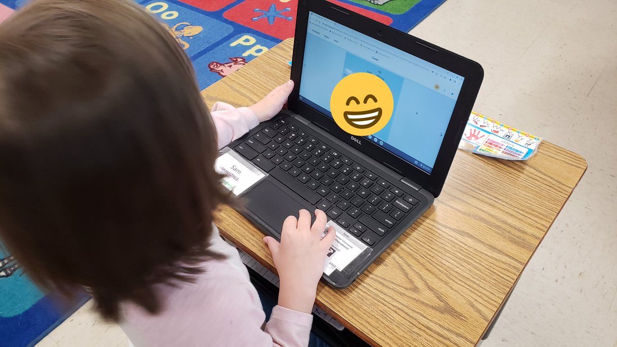 swilliams206's tweet photo. Kinders @Bryson_ES creating their All About Me books using @BookCreatorApp! #GCS1Vision1Voice #GCSPLI https://t.co/YhYCEuHFLW