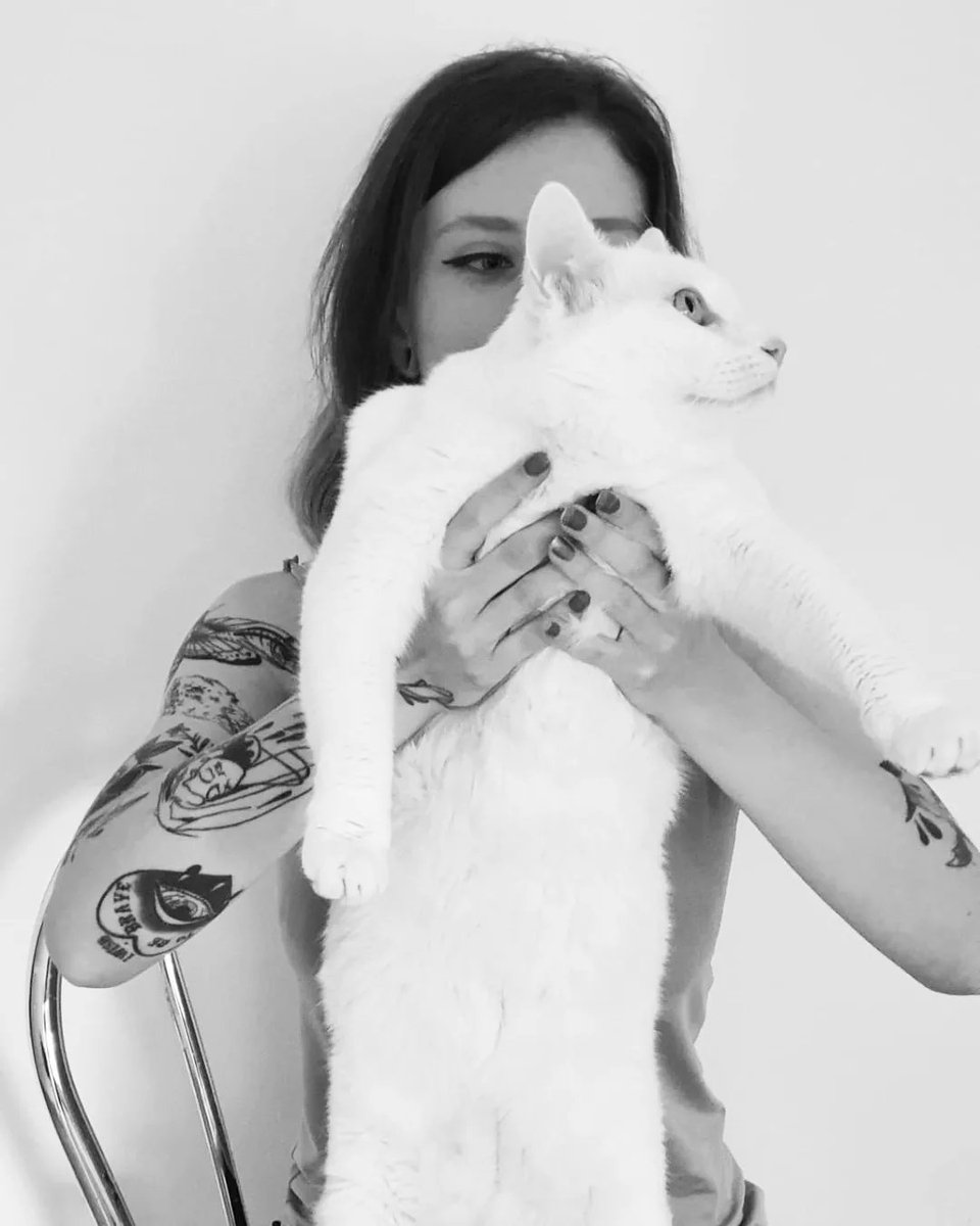 Drawing of the day + The great white chonk