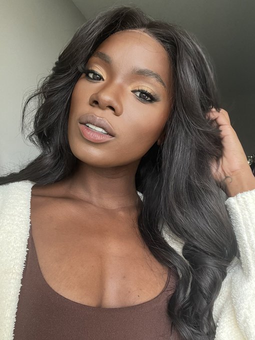 I feel pretty oh soooooo prettyyyy ?? https://t.co/GJJBKrRXZh