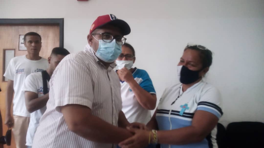 Desde el gimnasio vertical Alcalde <a href="/juancarlospsuv/">Juan Carlos Sanchez</a> ,realiza encuentro con Estudiantes OBE junto al equipo de gestión Educativa del Municipio Ribas .Ellos son el presente y futuro <a href="/_LaAvanzadora/">Yelitze Santaella</a> <a href="/Soykarinacarpio/">Karina Carpio</a> <a href="/leoalvacabrera/">Prof. Leonardo Alvarado</a> @ZE_Aragua <a href="/OdilenC/">Odilen Crespo</a>
