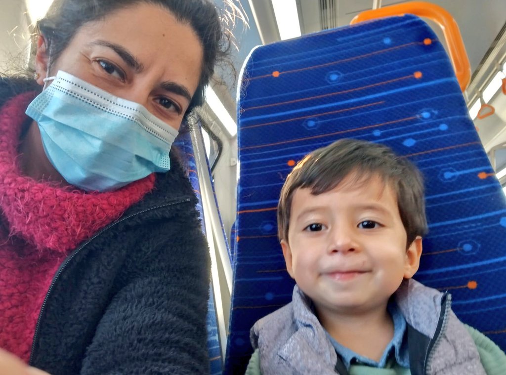 AventurasJulian's tweet photo. No saben cuánto los extrañaba mis @EFE_Biotren 😍 Convencí a mi mamá de llevarme a pasear a Coronel mientras mi papá está en la radio ♥️

@EFETrenesChile 🚄 https://t.co/2t8wvxskFc