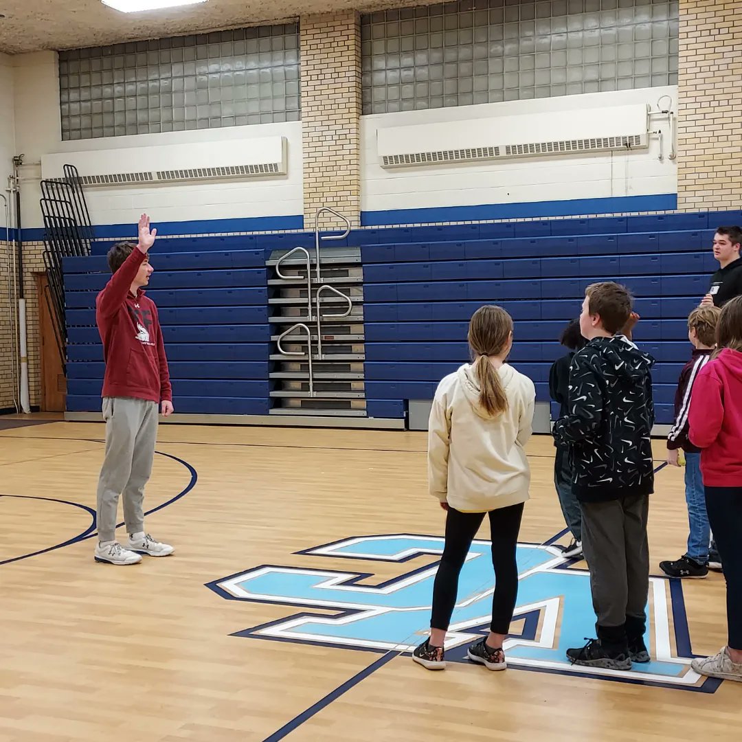 VCSUKHP's tweet photo. Students from HPER 314 taught the Throw Archey game to the 4th graders at Washington Elementary. At this point, they are pretty comfortable teaching in front of younger students! Good job! #VCSU #vcsukhp https://t.co/eVcyhLjCpD