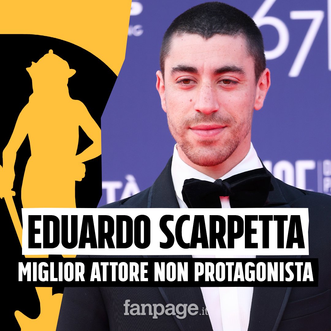 fanpage's tweet photo. Eduardo Scarpetta vince il premio miglior attore non protagonista ai #David67! https://t.co/Xenttb1WTy