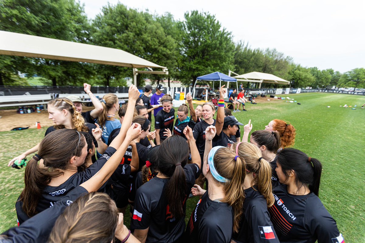 vcultimate's tweet photo. 🔥 THE AUSTIN TORCH 🔥
Support the @atxtorch by grabbing their official #PUL2022 merchandise:
https://t.co/onTrSny5Ib
Support their #documentary: https://t.co/tLkimbDlGg
#vcultimate #ultimate #sportswear #athleticwear https://t.co/cSsI5ggABD