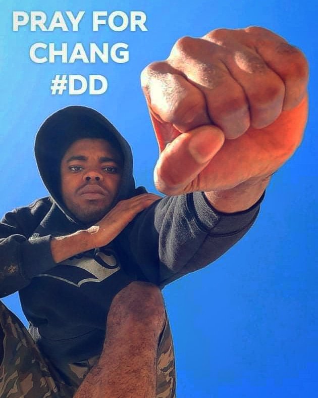 official_degree's tweet photo. CRY FOR CHANGE ✊🏿 
drops soon!!!

#cryforchange💔🇳🇬

Send in your pictures I'm still reposting...

Thanks @officialromeonaz 💙

#cryforchange #Cry4Change #cfc #trendingsongs #anticipate #DigitalArtist #Endsars https://t.co/WjXOJtmX8h