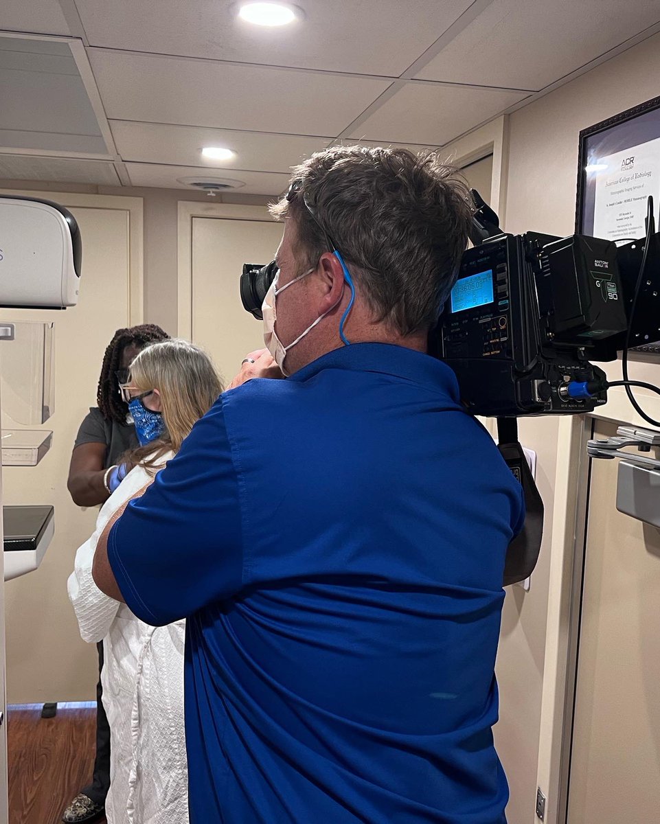 WSAVTinaTS's tweet photo. Today is Buddy Check 3 Day.
Don't forget to do your breast self exam. Tonight on @wsav at 5 & 6, easier access to getting your mammogram. See how women are taking advantage of mobile mammograms. @BradwellTigers
#WSAV #BuddyCheck3 https://t.co/1VxlbeIiWV