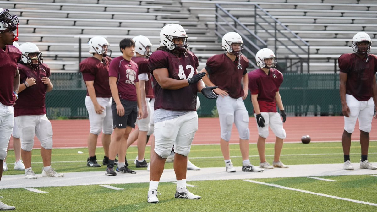 Jordan Scruggs (@jscruggs247) on Twitter photo Round Rock 2023 DT Jett Jones is an immovable object in the middle of the Dragons front seven
Jones stands at 6’1 285 LBs, but moves like he’s 180. His quick feet and strong base make him a nightmare for all opposing O-Lines
Currently speaking to: TCU, Iowa, & Rice <a href="/JettJoness/">Jett Jones</a> Round Rock 2023 DT Jett Jones is an immovable object in the middle of the Dragons front seven
Jones stands at 6’1 285 LBs, but moves like he’s 180. His quick feet and strong base make him a nightmare for all opposing O-Lines
Currently speaking to: TCU, Iowa, & Rice <a href="/JettJoness/">Jett Jones</a>