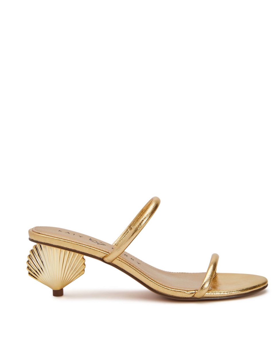katyperry's tweet photo. when u got some more gilded glamour but it’s also #shoesdaytuesday ⬇️ to see some @kpcollections guilded glamour to build ur look at home 😍😛 https://t.co/IoULxmfgoS