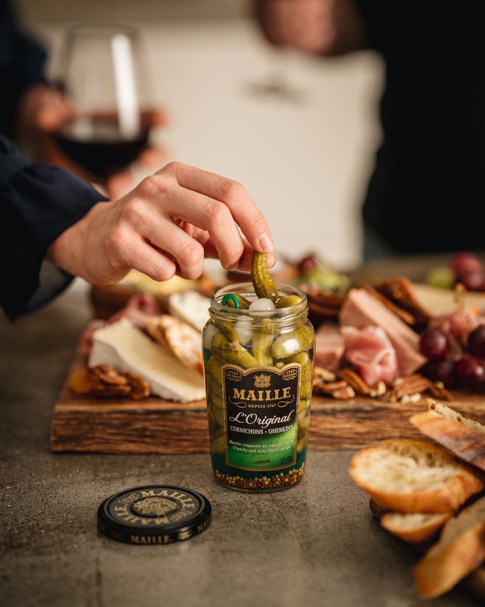 Made with love.

@JrmyCorriveau1 x <a href="/patricia_brochu/">Patricia Brochu</a> x <a href="/dreww/">dreww</a> x <a href="/MailleCanada/">Maille Canada</a> 

#foodphotography #foodstylist #photographer #duotangstudio