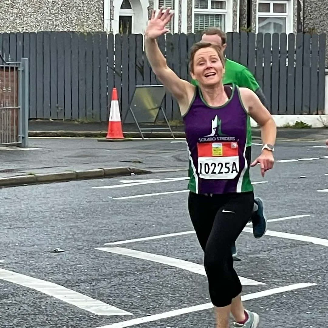 LSemple1's tweet photo. Did a wee bit of running on Sunday as part of a relay team for Belfast marathon. https://t.co/43Br6CMTLe