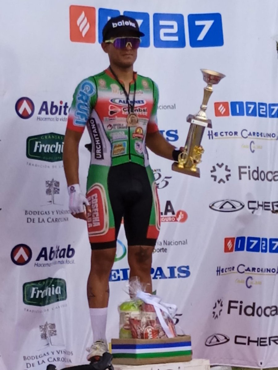 sanantonioteam's tweet photo. Fernando Méndez representará a Uruguay en los Panamericanos de Ciclismo en Ruta, a desarrollarse en San Juan, Argentina. Felicitaciones Fernando!!! https://t.co/eErAP6pnic