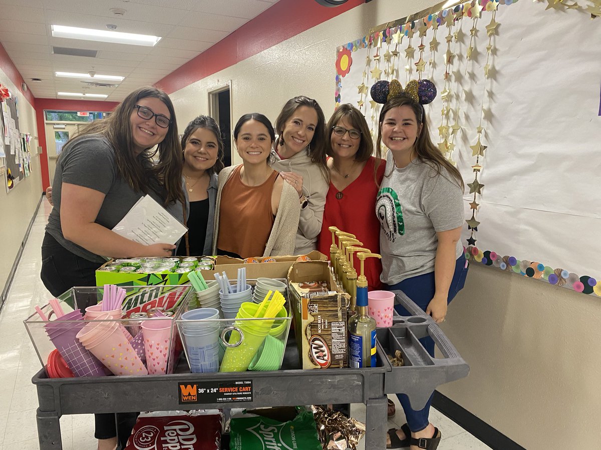 Thank you @elevateyourlife for such a sweet treat for our teachers! What a great kick off to Teacher Appreciation Week!!! 💚💛💚 #GreatnessGrowsHere #MVEreunited #ittakesavillage #NISDreunited #NISDfamily 
@NISDMeadowVill