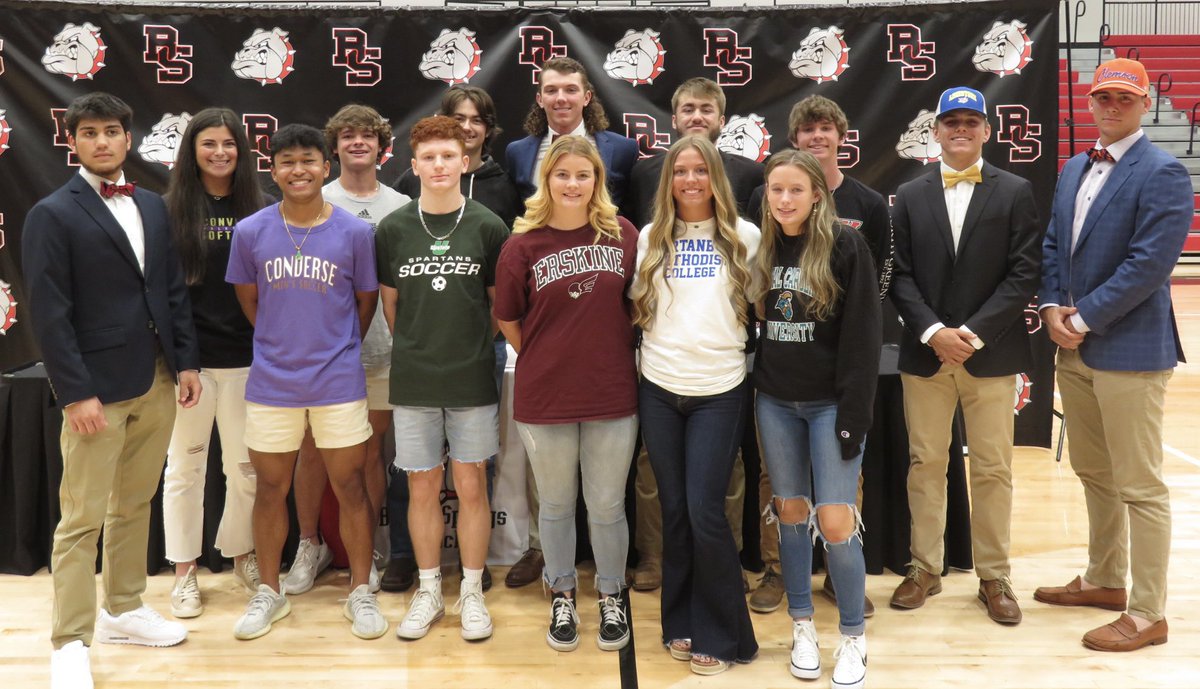 BSpringsJames's tweet photo. Boiling Springs Has 14 Athletes Sign To Continue Careers At College Level In Ceremony On Tuesday @BSSportsJournal @AthleticsBSHS @BaseballBSHS @Softball_BS @bshs_lax 

https://t.co/UIvhw4e5lu https://t.co/teZ9TATkVd