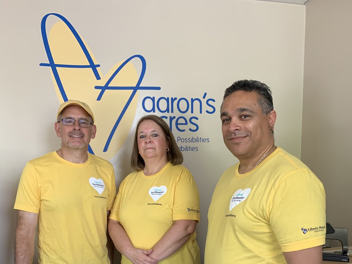 AaronsAcres's tweet photo. A big shoutout to the awesome employees from @LibertyMutual who volunteered with us today! #servewithliberty https://t.co/jmVfApuDus