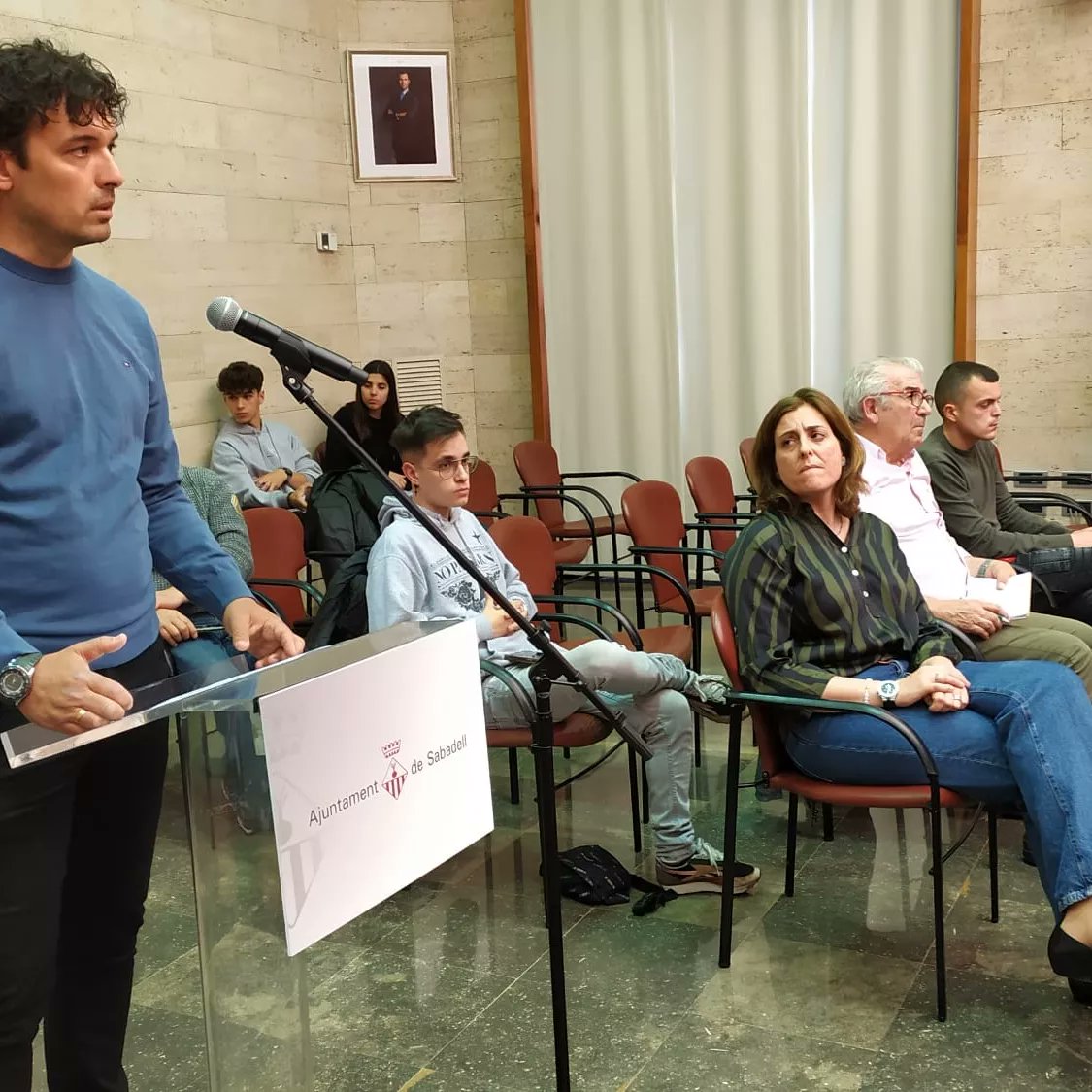 TONIVPNOE's tweet photo. Esta tarde, entre otras cosas, explicaba en el pleno de mayo del Ayuntamiento de Sabadell la moción que presenté desde l'Associacio esportiva cinc quilòmetres de Sabadell " SABADELL CORRE PELS NENS I NENES" hace unos meses, por una SABADELL MÁS INCLUSIVA. https://t.co/V0kN7CfASV