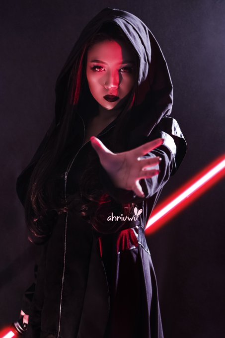 but beware of the dark side…

whats your favorite Star Wars film? https://t.co/RDcbVIb5MI