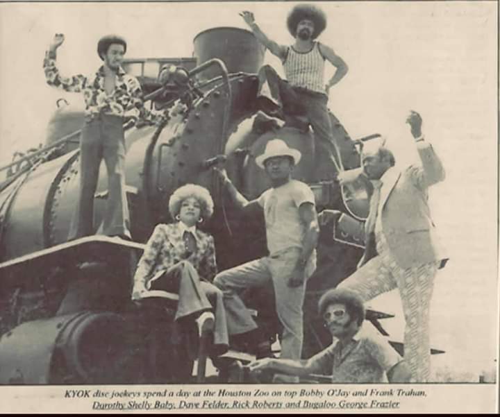 RALPHTIGERX's tweet photo. Bobby O'Jay a legend in Radio died on the job he loved broadcasting 5/3/2022 in Memphis,Tennessee.He mentored many.
The Little Guy with the great big voice
worked at KYOKAM1590 in the 1970s.He made others great.He loved music and the people who made it! 
Prayers to his Family! https://t.co/nvDYscMwlX