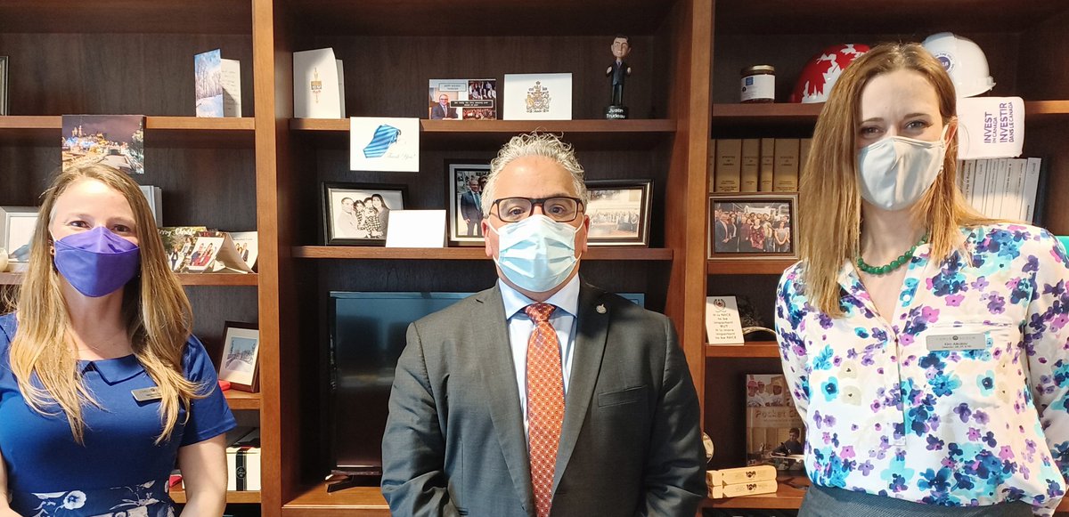 madaboutlab's tweet image. Kim Alkalay (Director, AB, NT & NU) and I (VP) had an engaging in-person discussion with @fsorbara. Thank you for being a champion for Medical Laboroatory Professionals and for seeing the critical role labs play in our healthcare system and within our communties. #MedLab @csmls