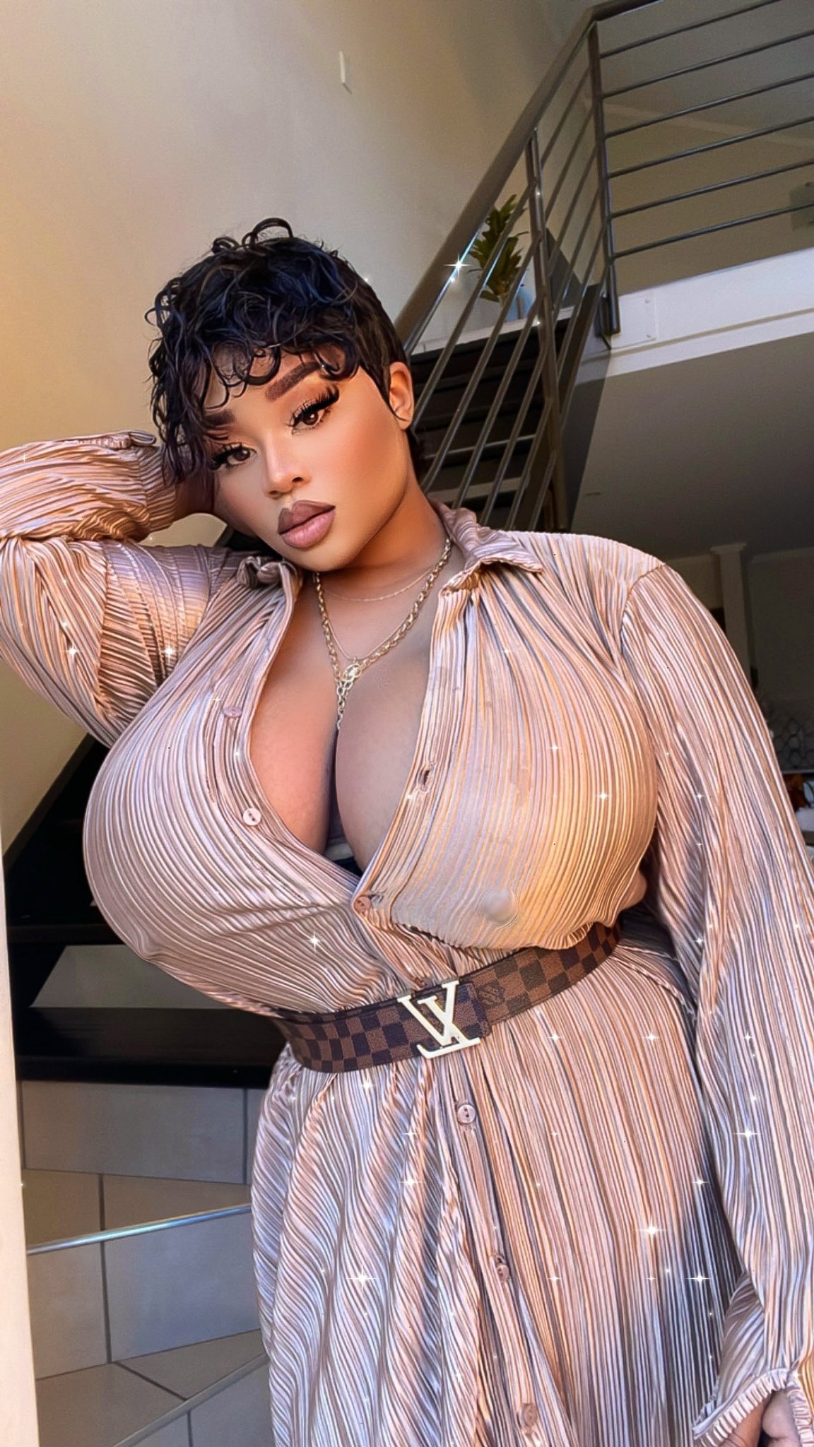 kim on X: Chest went from 40DD to 40E, I just had to take pics