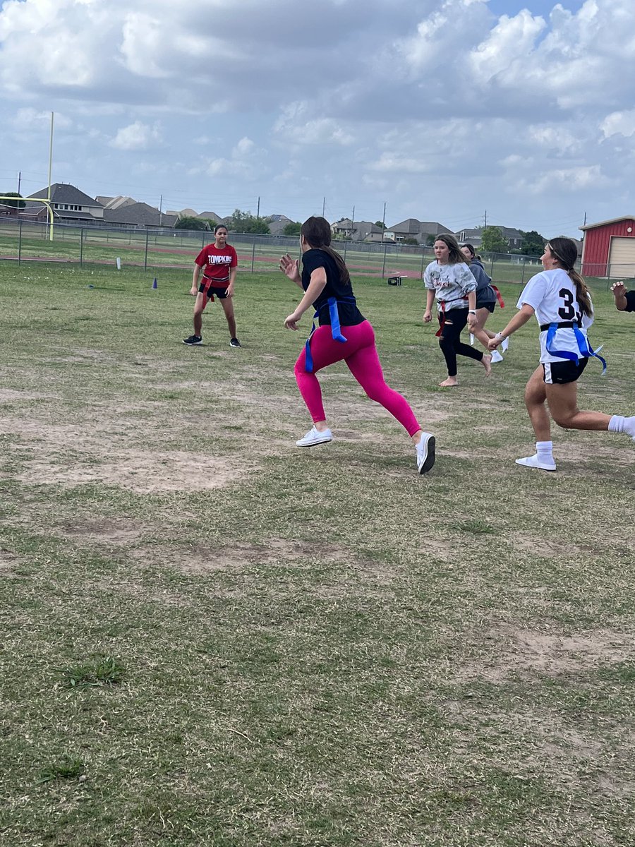 ForkEmUp's tweet photo. Powderpuff football semi final game one went down today during advisory! 

Big week for 8th grade day! 

Powderpuff football championship game tomorrow! Plocek vs Hoefler &amp; @Profe_Rayo 

Semifinal volleyball game Hill vs Foley 

#8thgradeday #13days https://t.co/CNMz1qqivq