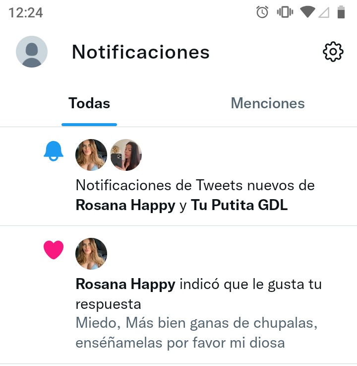 Xocoatev's tweet photo. @happy_rosana55 Nada mejor que tu diosa te responda con un corazón, te amo mi amor https://t.co/pz0tXxRN3D