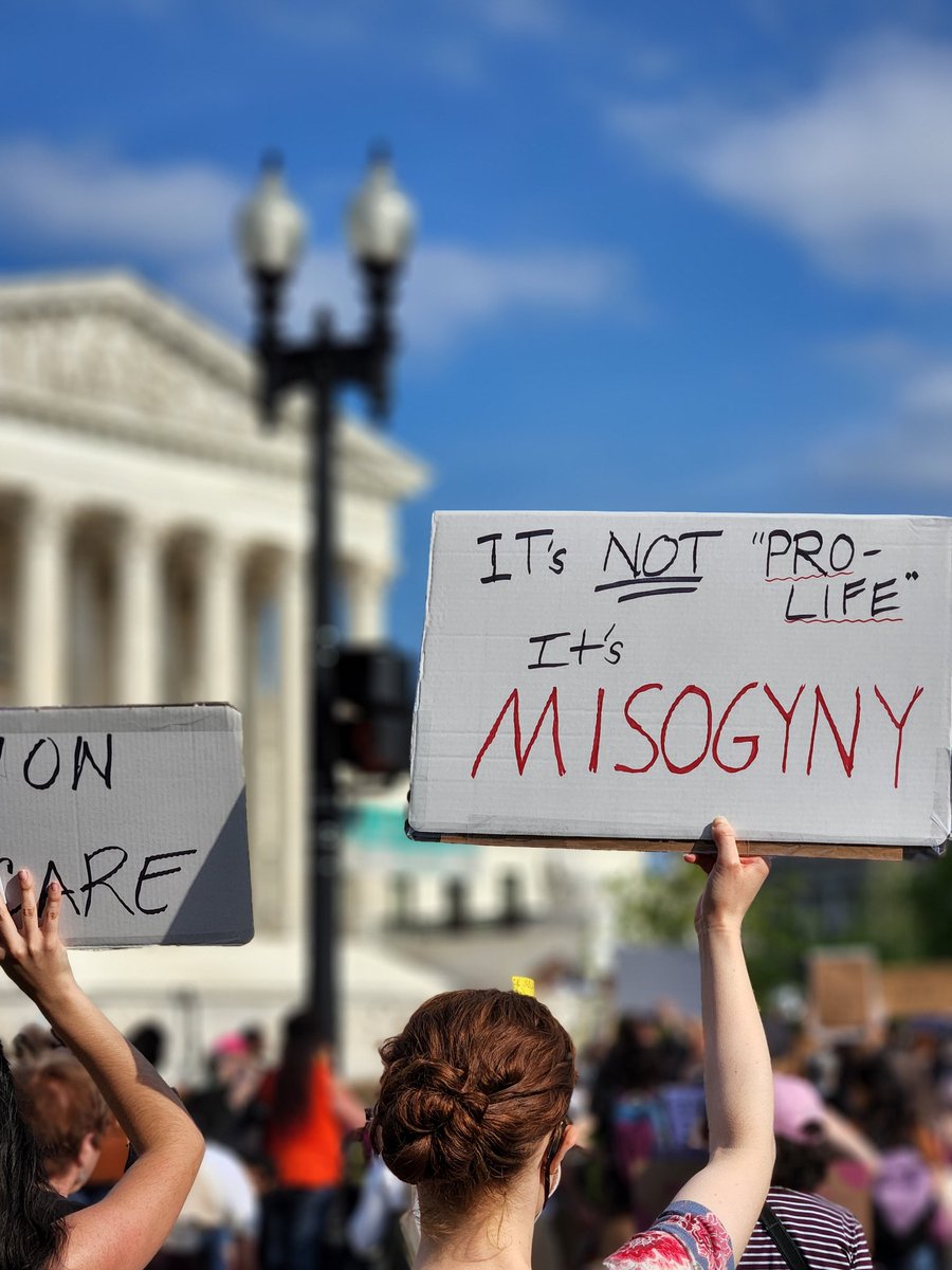 maitelsadany's tweet photo. Happening now in Washington, DC outside of the Supreme Court.
#SCOTUSProtest #RoeVWade https://t.co/DGzNpAMYza
