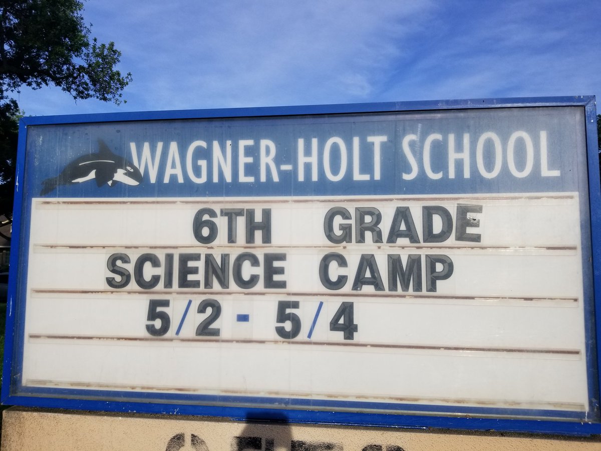 WagnerHolt's tweet photo. And off they go...our 6th graders are headed to the snow capped mountains! 
#SkyMountain
@lodiusd https://t.co/7UYfOdhmG6