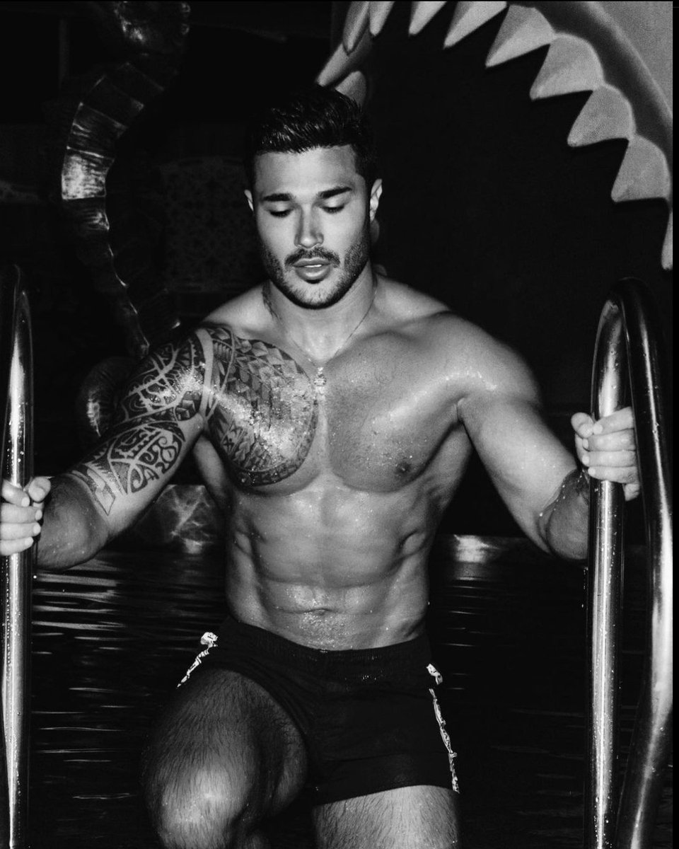 HotMenBgWorld's tweet photo. Горещ ден 🔥🔥🔥🥵 https://t.co/Vsm3sPmvcX