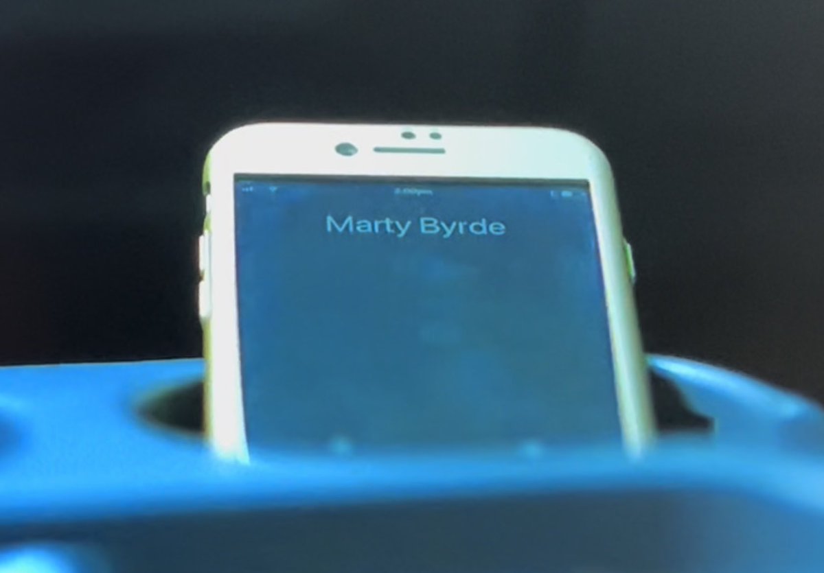 BWN_7's tweet image. What kind of sociopath has their spouses *full name* programmed in their phone?!?! #WENDYBYRDE #Ozark