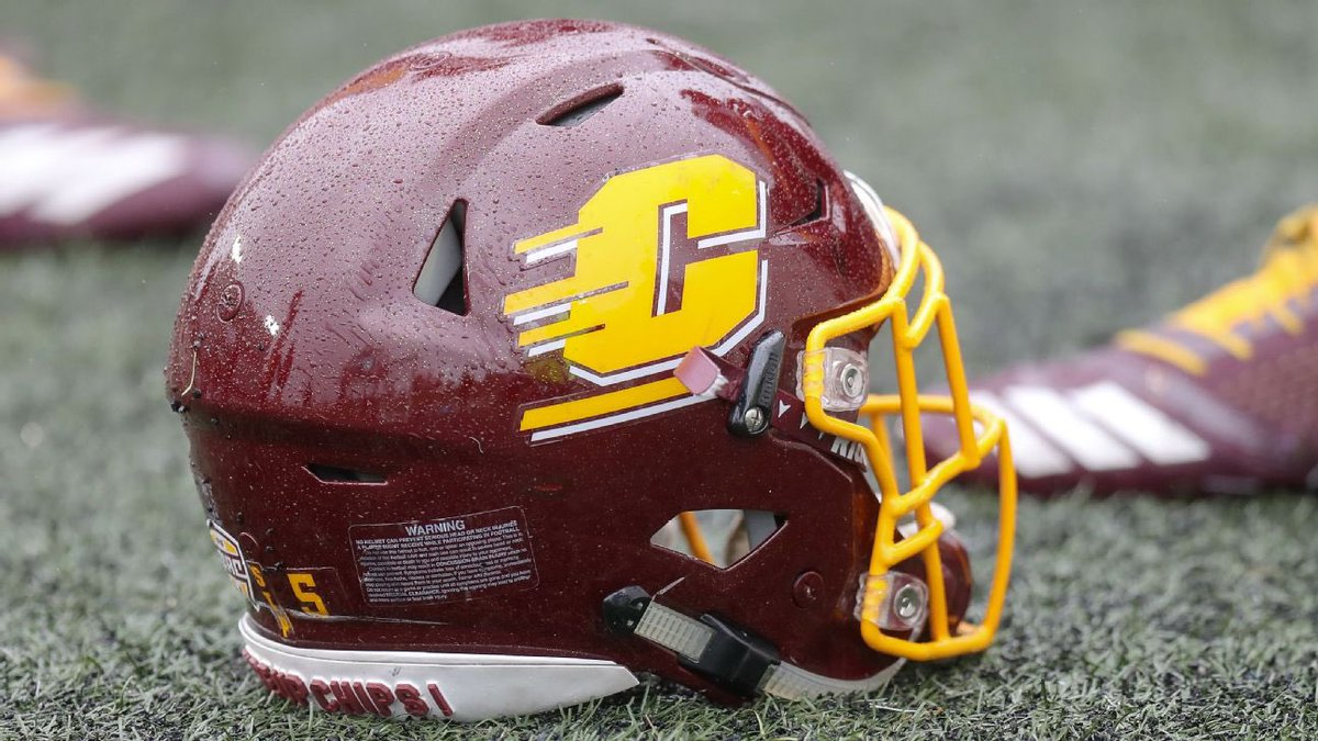 After a talk with <a href="/Coach_Tavita/">Tavita Thompson</a> I am blessed and excited to receive a D1 offer from Central Michigan University!!

<a href="/CMU_Football/">Central Michigan Football</a> 
<a href="/TheD_Zone/">The D Zone</a>